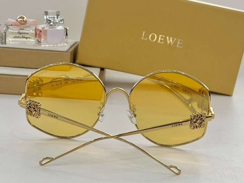 Picture of Loewe Sunglasses _SKUfw55794427fw